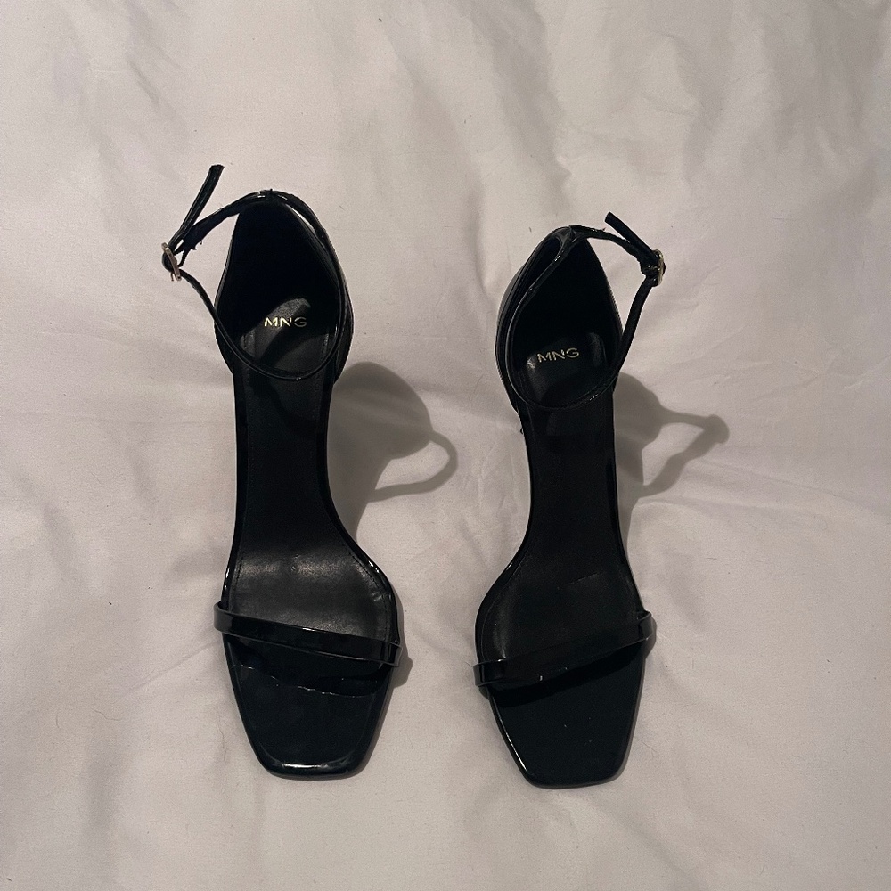 MNG black strap heels